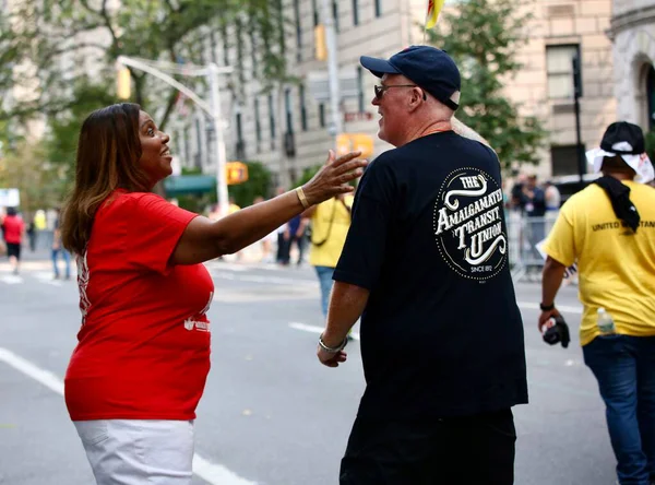 6 Eylül 2025, New York, ABD: New York başsavcısı Letitia James New York 'ta düzenlenen New York İşçi Bayramı geçit törenine katıldı. (niyi fote\ theenews2)    