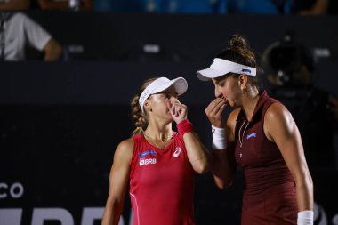 Sao Paulo (SP), 8 Eylül 2025 - Brezilyalı oyuncular Ana Candiotto ve Beatriz Haddad, Sao Paulo 'daki SP Open' da Ingrid Martins ve Laura Pigossi arasındaki ikili maç. (leco viana\ yeni2))    