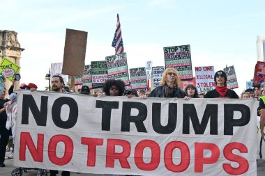 Protestocular Michigan Bulvarı ve Doğu İda B. 'da toplanıp yürüdüler. Wells, göçmenlik ve gümrük yaptırımlarının (Ice) Chicago 'dan ayrılmasını talep ediyor. 9 Eylül 2025, Chicago, Illinois. (Kyle Mazza\ yeni2))