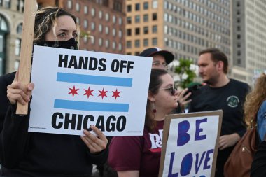 Protestocular Michigan Bulvarı ve Doğu İda B. 'da toplanıp yürüdüler. Wells, göçmenlik ve gümrük yaptırımlarının (Ice) Chicago 'dan ayrılmasını talep ediyor. 9 Eylül 2025, Chicago, Illinois. (Kyle Mazza\ yeni2))