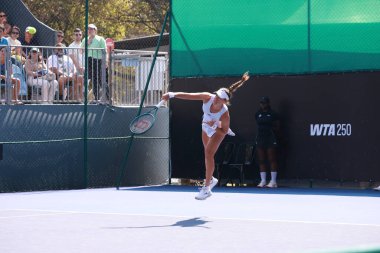 Sao Paulo (SP), 8 Eylül 2025 - Sao Paulo 'da oynanan SP Açık' ta Arianne Hartono (Ned) ile Solana Sierra (Arg) arasındaki maç, Villa-Lobos Park 'ta oynanan SP Açık. (leco viana\ yeni2))      