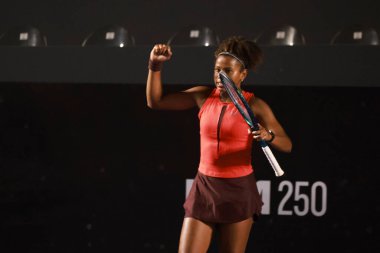 Sao Paulo (SP), 8 Eylül 2025 - Victoria Luiza Barros (BRA) ile Whitney Osuigwe (USA) arasındaki maç, Sao Paulo 'daki SP Açık' ta, 8 Eylül 2025 tarihinde Villa-Lobos Park 'ta gerçekleşmiştir. (leco viana\ yeni2))  