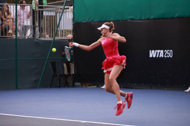 Sao Paulo (SP), 09 / 09 / 2025 - Valeriya Strakhova (UKR) ile Ana Candiotto (BRA) arasındaki maç, Sao Paulo 'daki SP Open' da, 9 Eylül 2025 tarihinde Villa-Lobos Park 'ta gerçekleşti. (leco viana\ yeni2))         