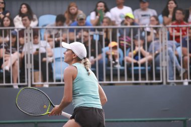 Sao Paulo (SP), 09 / 09 / 2025 - Valeriya Strakhova (UKR) ile Ana Candiotto (BRA) arasındaki maç, Sao Paulo 'daki SP Open' da, 9 Eylül 2025 tarihinde Villa-Lobos Park 'ta gerçekleşti. (leco viana\ yeni2))         