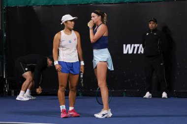 Sao Paulo (sp), 09 / 09 / 2025 - sao paulo 'da açılan sp' de Victoria luiza barros (bra) ve nauhany vitoria leme da silva (bra) vs Anna Rogers (USA) ve janice tjen (ina) arasındaki çiftler maçı. (leco viana\ yeni2))    