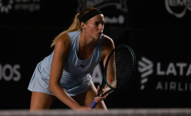 Sao Paulo (SP), 12 Eylül 2025 - Villa-Lobos Park 'ta düzenlenen SP Open' da Timea Babos (HUN) ve Luisa Stefani (BRA) ile Anna Rogers (USA) ve Janice Tjen (INA) arasındaki ikili maç. (leco viana\ yeni2))     