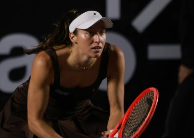Sao Paulo (SP), 12 Eylül 2025 - Villa-Lobos Park 'ta düzenlenen SP Open' da Timea Babos (HUN) ve Luisa Stefani (BRA) ile Anna Rogers (USA) ve Janice Tjen (INA) arasındaki ikili maç. (leco viana\ yeni2))     