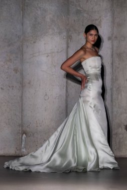 14 Eylül 2025, New York, New York, ABD: 14 Eylül 2025 'te Genesis House' da 2026 baharında Bach Mai defilesi için podyumda bir model yürür. (M10 'lar\ yeni 2ler))                       