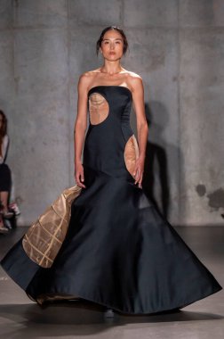 14 Eylül 2025, New York, New York, ABD: 14 Eylül 2025 'te Genesis House' da 2026 baharında Bach Mai defilesi için podyumda bir model yürür. (M10 'lar\ yeni 2ler))                       