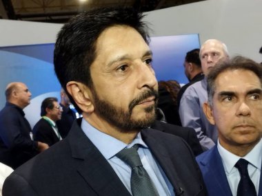 Sao Paulo (SP), 09 / 16 / 2025 - Sao Paulo Belediye Başkanı Ricardo Nunes ve Turizm Bakanı Celso Sabino, Expo Center Norte 'deki otel ve turizm sektörünün açılışına katıldılar. (Leandro Chemalle\ Yeni 2))         