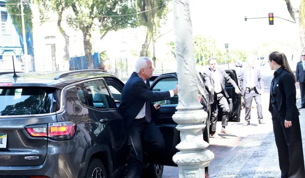 Rio de Janeiro (RJ), 16 Eylül 2025 - Mercosur delegeleri, Dışişleri Bakanı başkanlığında Rio de Janeiro şehir merkezindeki Itamaraty Anlaşması imzalama törenine geldiler. (YENİ HİKAYE))           