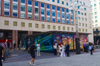 Milan (İtalya), 09 / 17 / 2025 - Milano şehir merkezinde hareket - bu sıcak 17 Eylül 2025 Çarşamba günü öğleden sonra, Milan 'ın tarihi merkezinde büyük bir hareket. (Edson De Souza / Yeniler 2)         