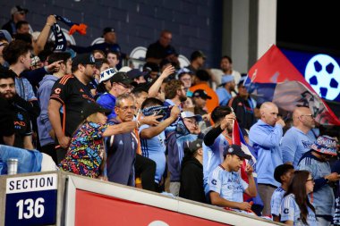17 Eylül 2025, New York, ABD: NYCFC ve Columbus Crew arasındaki futbol maçı sırasında taraftarlar New York 'taki Yankee Stadyumu' nda MLS için geçerli. (niyi fote\ theenews2)