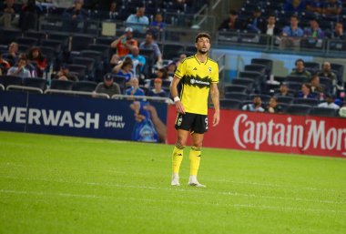 17 Eylül 2025, New York, ABD: Kolomb Ekibi 'nden Wessam Abou Ali (# 9), NYCFC ve Columbus Ekibi arasında oynanan maçta takım arkadaşlarıyla gol attı ve golünü attı. (niyi fote\ theenews2)