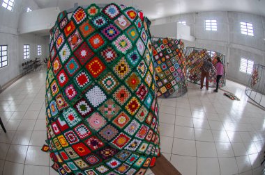 Rodeio (SC), 09 / 17 / 2025 - Christmas / Crochet Tree / SC - 12 binden biraz fazla nüfusa sahip Santa Catarina 'daki Rodeio kenti Brezilya' nın en büyük Noel ağacını hazırlıyor. (Richard ferrari.) (2nci bölüm))    