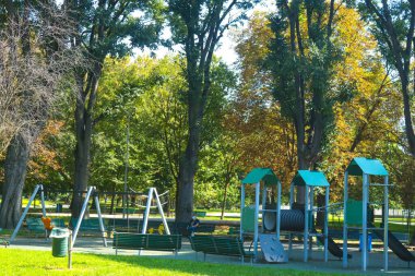 Milan (İtalya), 18 Eylül 2025 - Nature / Parco Giovanni Testori - Giovanni Testori Parkı, eski adıyla Campo dei Fiori Parkı, İtalya 'nın Milano kentinde bir parktır. (Edson de souza 2nci bölüm))             