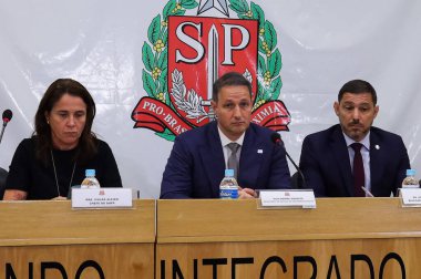 Sao Paulo (SP), basın toplantısı / delege / ruy / ferraz / fontes / SSP - Kamu Güvenliği Bakanı, Guilherme Derrite, Sivil Polis Artur Dian Şefi ve DHPP başkanı Ilva Aleixo bir basın toplantısı düzenlediler. (Marcelo estevao.) (Yeni 2.)