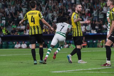 Lizbon (PT) 09 / 18 / 2025 - Maç / Sporting vs Kairat - Futbolcu Geovany Quenda, Jose Alvalade stadyumunda oynanan UEFA Şampiyonlar Ligi için geçerli olan Sporting CP ve FC Kairat arasındaki maçta golünü kutluyor. (Raphael melo\ yeni2))