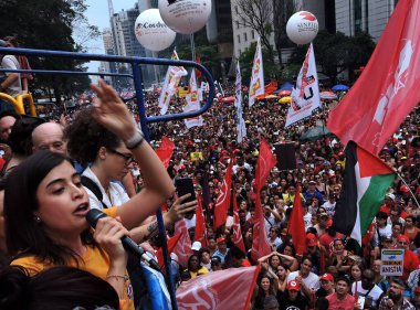 Sao Paulo (SP), 09/21/2025 - Federal Deputy Tabata Amaral of the PSB participates in the act against amnesty and against the PEC of Shielding or PEC of Impunity approved in the National Congress.  (leandro chemalle / thenews2)