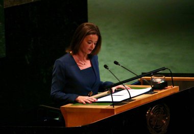 Filistin Sorununun Barışçıl Çözümlenmesi ve İki Devletin Çözümünün Uygulanması İçin Üst Düzey Uluslararası Konferans. 22 Eylül 2025, New York, ABD: Tanja Fajon, Başbakan Yardımcısı ve Dışişleri Bakanı