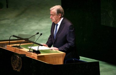 23 Eylül 2025, New York, ABD: BM Genel Sekreteri Antonio Guterres, New York 'taki BM karargahında gerçekleşen UNGA 80 Genel Kurul Toplantısında konuşma yaptı (niyi fote / thews2)