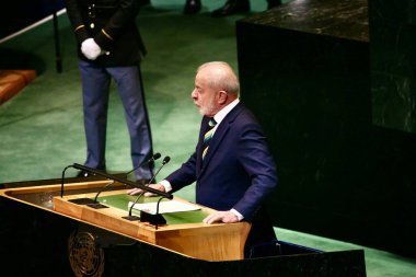 23 Eylül 2025, New York, ABD: Brezilya Cumhurbaşkanı Luiz Inacio Lula da Silva, New York 'taki BM genel merkezinde gerçekleşen UNGA 80 Genel Kurul Toplantısında konuşma yaptı (niyi fote / thews2)