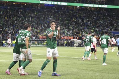 Sao Paulo (SP), 9 / 24 / 2025 Palmeiras 'lı Flaco Lopez, Copa Libertadores' in (leco viana / thenews2) ikinci ayağı için geçerli olan River Plate (ARG) maçında ikinci golünü atıyor.)