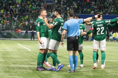 Sao Paulo (SP), 9 / 24 / 2025 Palmeiras 'lı Flaco Lopez, Copa Libertadores' in (leco viana / thenews2) ikinci ayağı için geçerli olan River Plate (ARG) maçında ikinci golünü atıyor.)