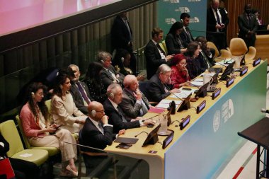 24 Eylül 2025, New York, ABD: (C-R) Brezilya Cumhurbaşkanı Luiz Inacio Lula da Silva, Antonio Guterres, BM Genel Sekreteri Devlet ve Hükümet Başkanları Özel İklim Zirvesi 'nin (niyi fote / thews2)