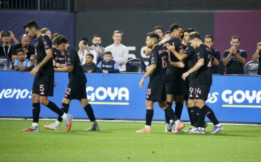 24 Eylül 2025, New York, ABD: B. Rodriguez (# 11), New York 'taki Citifield Stadyumu' nda (niyi fote / theenews2) NYCFC ve Inter Miami arasında oynanan futbol maçında takım arkadaşlarıyla gol attı ve golünü kutladı.)