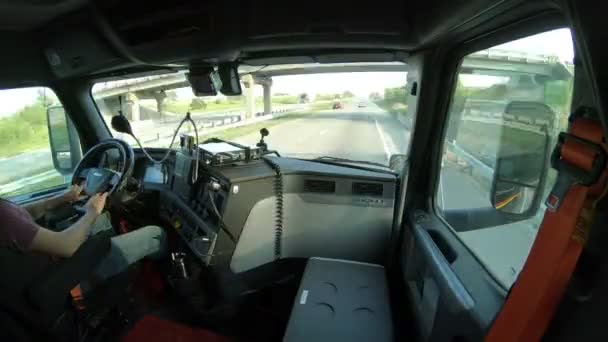 Semi Truck Cab Interiér Time Lapse Highway Driving Úhel Kamery — Stock video