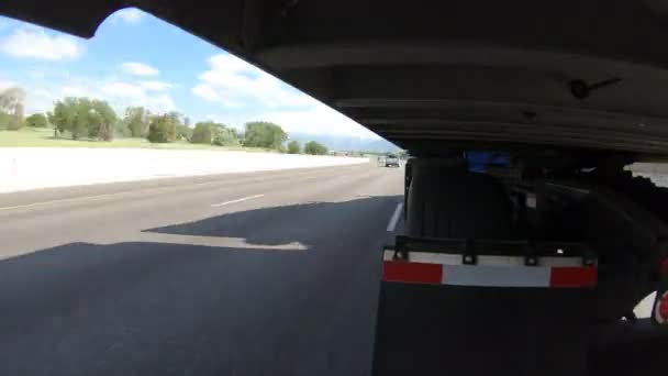 Påhängsvagn Exteriör Highway Driving Kameravinkeln Vänster Sida Släpvagnen Vänd Framåt — Stockvideo