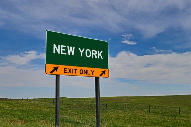 Gökyüzü Arkaplanı Üzerine YENİ YORK Yeşil Tahta