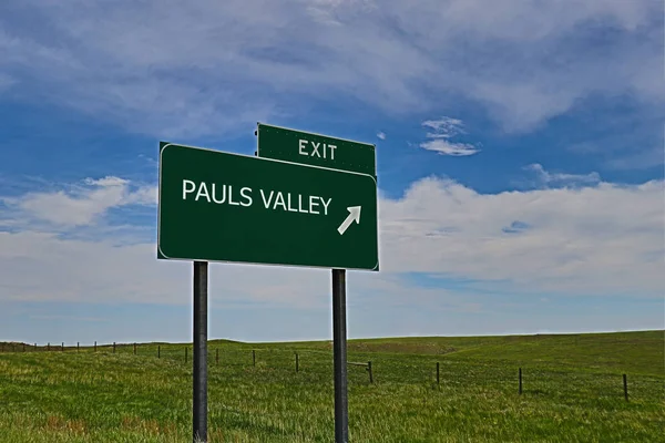 Pauls Valley Green Board Pozadí Oblohy — Stock fotografie