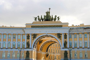Genel kurmay, St. Petersburg'Arch 