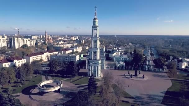 Bell tower of the cathedral Aerial video shooting 01 — Stock Video