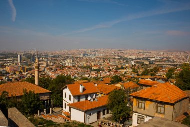 Ankara Kalesi manzarası. Türkiye'nin başkenti yukarıda şehir panoraması. Ankara, Türkiye.