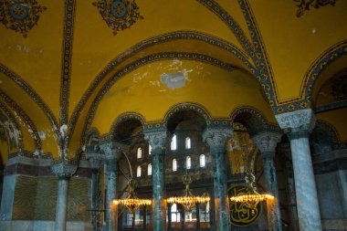 Istanbul, Türkiye: Ayasofya'nın iç. Ayasofya'nın en büyük anıt Bizans kültürü olduğunu.