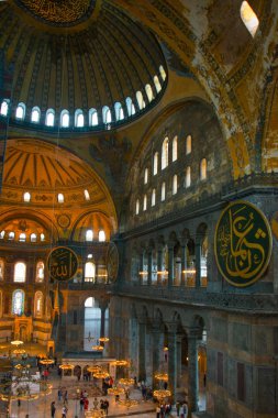 Istanbul, Türkiye: İç Aya Sofya Camii, Istanbul, Türkiye. Ayasofya'nın olduğunu eski Ortodoks Patriklik Bazilikası, daha sonra cami ve şimdi bir müze.