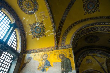 Bakire Meryem ve İsa Mesih 'in mozaiği ve Sofya kilisesi, İstanbul, Türkiye' deki diğer Azizler.