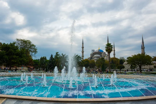 Istanbul Türkiye Turistik Sultanahmet Camii Sultanahmet Parkı Çevresinde Yürüyüş Güzel — Stok fotoğraf