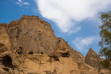 Selime Manastırı Kapadokya, Türkiye'de. Yeşil tur. Selime Ihlara Vadisi sonundaki merkezidir. Selime Manastırı Kapadokya'da en büyük dini binalardan biridir.