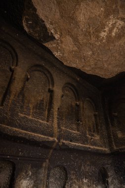 Mağaranın iç, odada. Selime Manastırı Kapadokya, Türkiye'de. Yeşil tur. Selime Ihlara Vadisi sonundaki merkezidir. Manastır Kapadokya'da en büyük dini binalardan biridir.