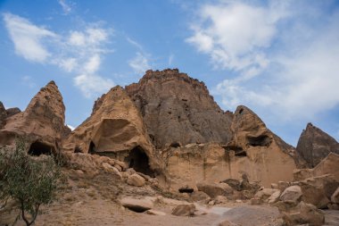 Selime Manastırı Kapadokya, Türkiye'de. Yeşil tur. Selime Ihlara Vadisi sonundaki merkezidir. Selime Manastırı Kapadokya'da en büyük dini binalardan biridir.