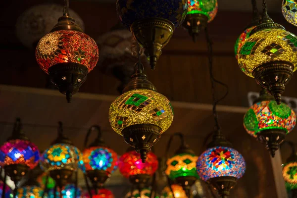 Bazar Turco Venda Mercado Lembranças Para Turistas Luzes Turcas Decorativas — Fotografia de Stock