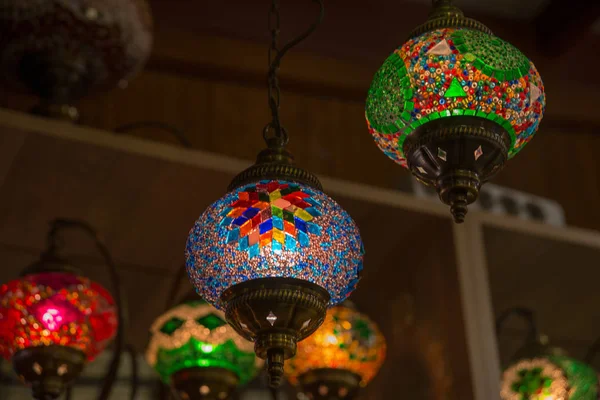 Bazar Turco Venda Mercado Lembranças Para Turistas Luzes Turcas Decorativas — Fotografia de Stock
