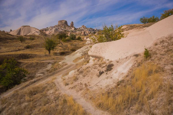 Uchisar Cappadocia Nevsehir Province Törökország Város Erőd Uchisar Megy Úton — Stock Fotó