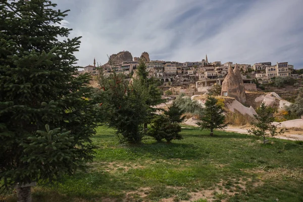 Capadocia Turquía Fortaleza Roca Uchisar Hogar Antiguo Dispuestos Pilares Envejecimiento — Foto de Stock