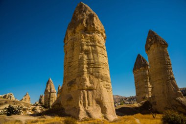 Göreme, Cappadocia, Anadolu, Türkiye, Aşk Vadisi, Gorkundere: Küçük vadi aşk. Yaz aylarında güneşli havalarda dağlarda ile güzel manzara.