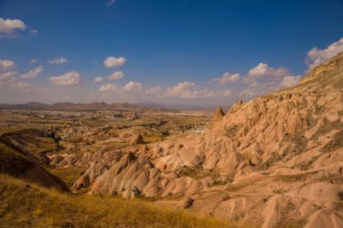 Pembe Vadisi'nde güllüdere güzel manzara. Cappadocia, Anadolu Türkiye